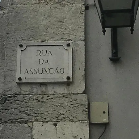 Sao Jorge Castle View * ליסבון