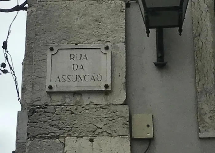 Sao Jorge Castle View * ליסבון